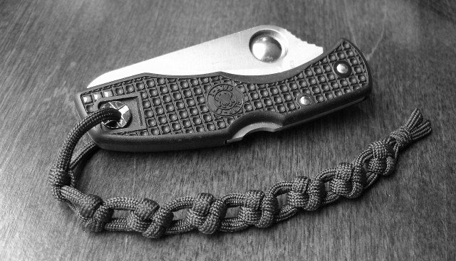 Paracord online lanyard knot